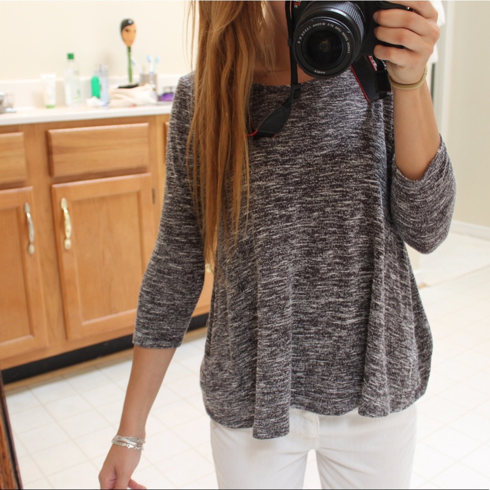 Forever 21 jersey gray quarter sleeve size S